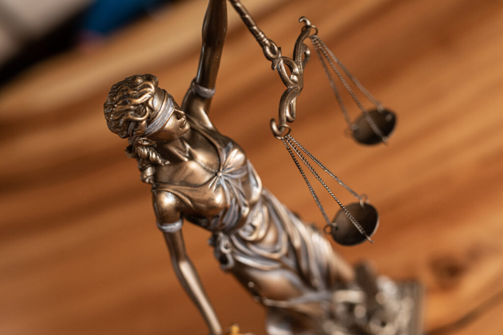 How Lawyers and Law Firms Secure Sensitive Client Information How Lawyers and Law Firms Secure Sensitive Client Information